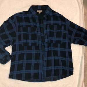 EUC Burberry plaid top